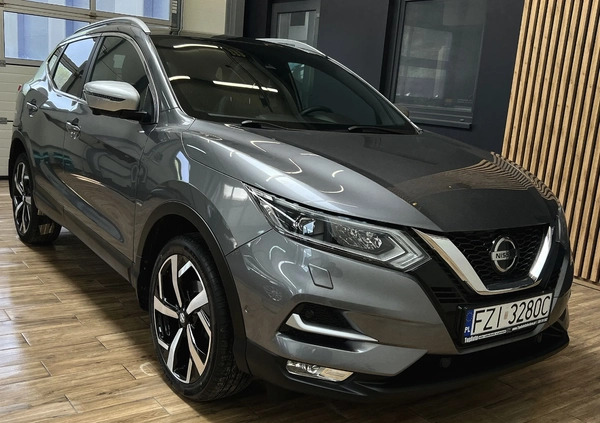 Nissan Qashqai cena 77900 przebieg: 91371, rok produkcji 2018 z Kisielice małe 781